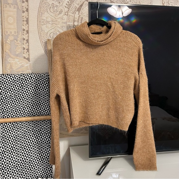 wild fable Sweaters - Wild fable tan brown fuzzy cowl mock turtleneck pullover sweater small
